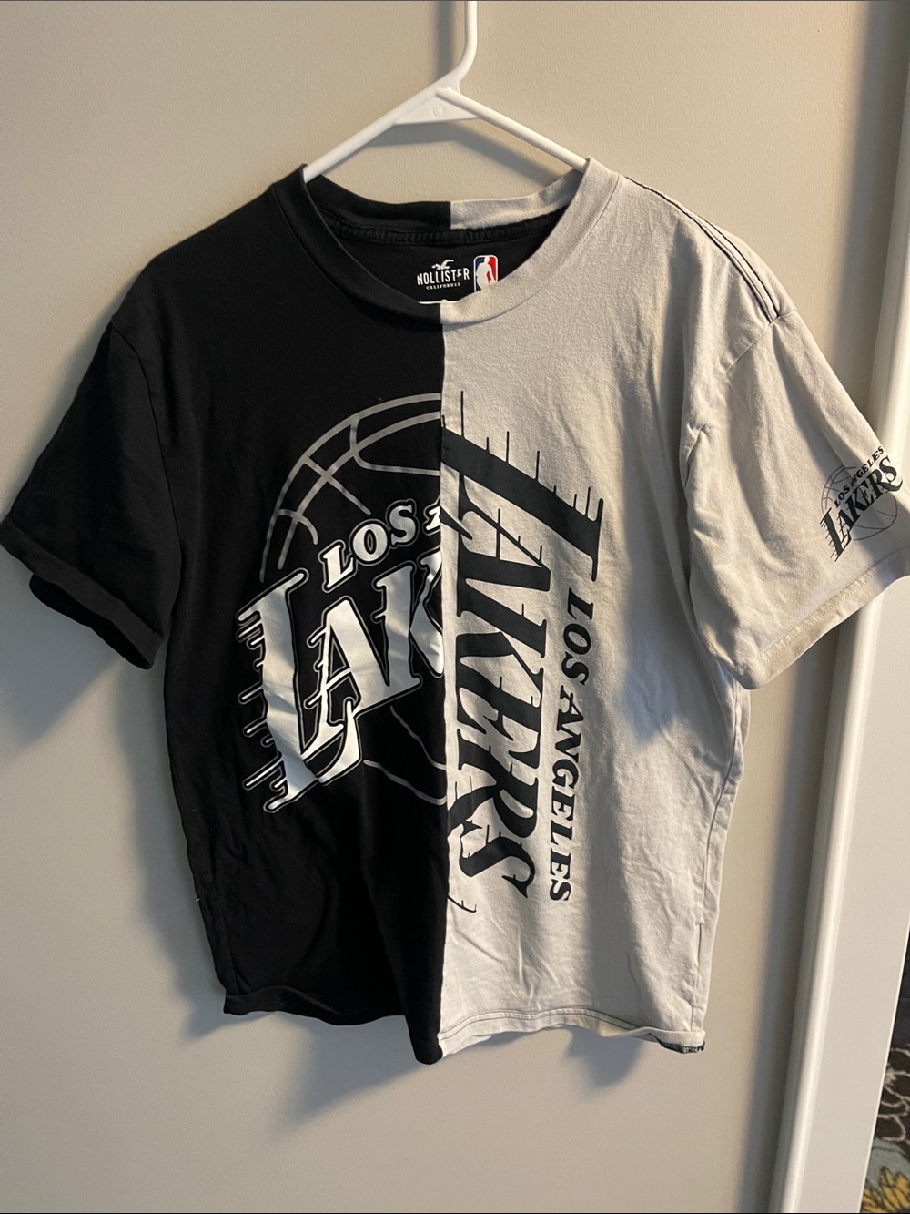 Hollister Split Black & White Lakers Kids Tee